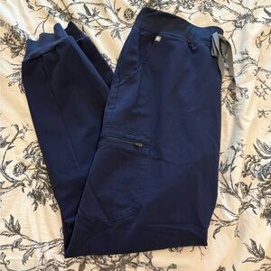 💙 Figs Zamora scrub pants 💙